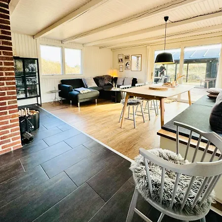 Light In The Dunes Near Denmark's Coast Prázdninový dům Oksbøl