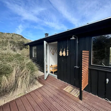 Light In The Dunes Near Denmark's Coast 度假居 *