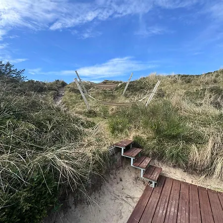 Light In The Dunes Near Denmark's Coast 度假居 Oksbøl